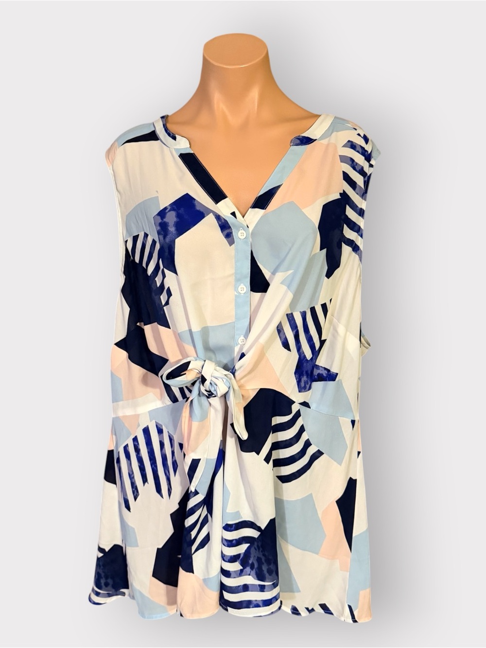 Torrid Women’s 4X Georgette Tie Front Sleeveless Abstract Geometric Tank Top